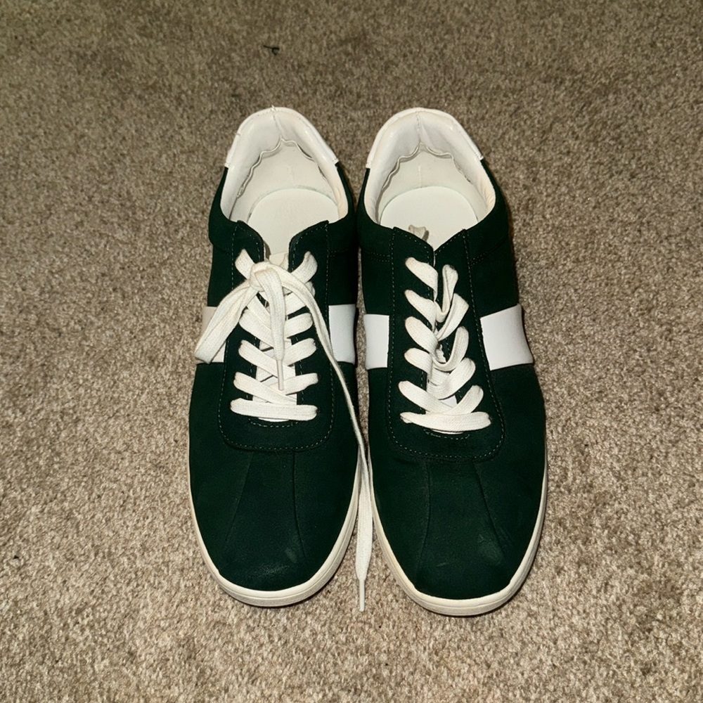 Club Room sneakers